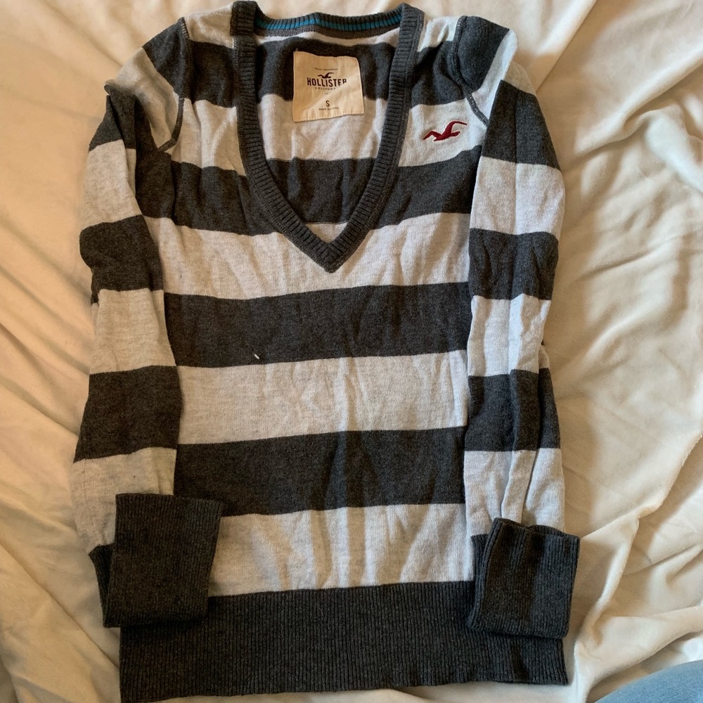 Hollister shirt